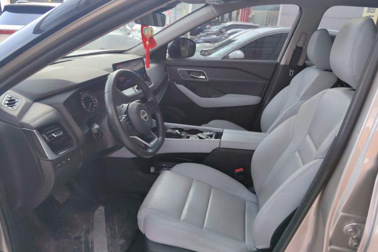 Used Nissan X-Trail 2023 e-POWER Ultra-Hybrid Dual-Motor All-Wheel-Drive Luxury Edition Left Front Seat