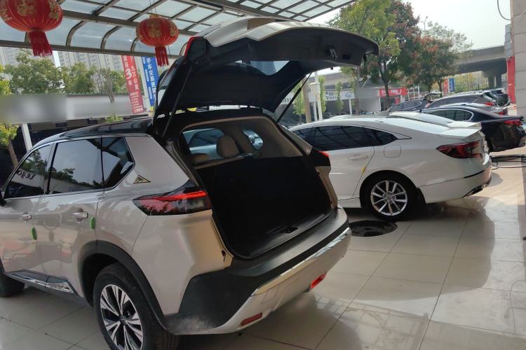 Used Nissan X-Trail 2023 e-POWER Ultra-Hybrid Dual-Motor All-Wheel-Drive Luxury Edition Trunk