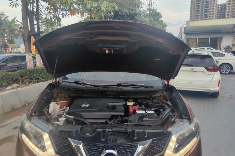 Used Nissan X-Trail 2014 2.0L CVT Comfort Edition 2WD Engine Bay