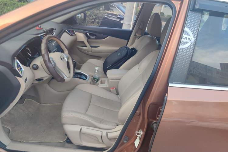 Used Nissan X-Trail 2014 2.0L CVT Comfort Edition 2WD Left Front Seat