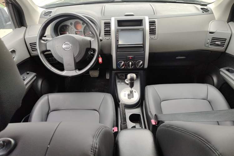 Used Nissan X-Trail 2008 2.0L XE CVT 4WD Center Console