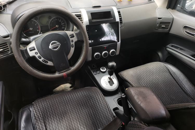 Used Nissan X-Trail 2008 2.5L XV CVT 4WD Center Console