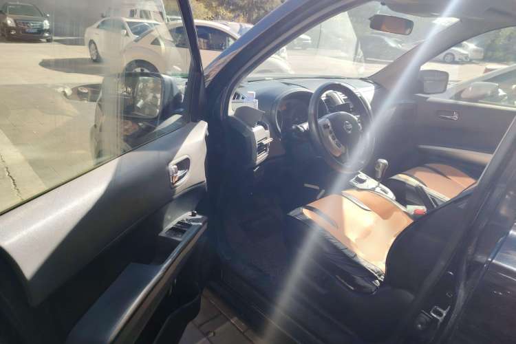 Used Nissan X-Trail 2008 2.5L XL CVT 4WD Driver Seat