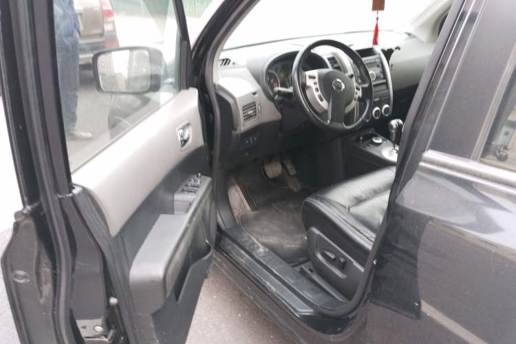 Used Nissan X-Trail 2008 2.5L XV CVT 4WD Driver Seat