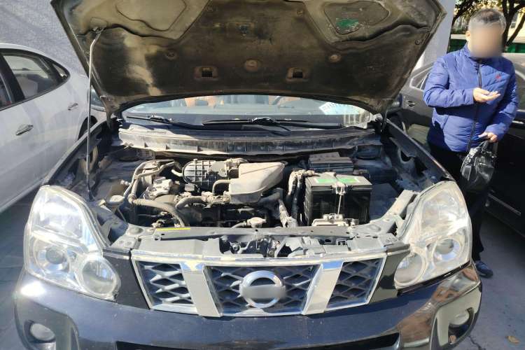 Used Nissan X-Trail 2008 2.5L XL CVT 4WD Engine Bay
