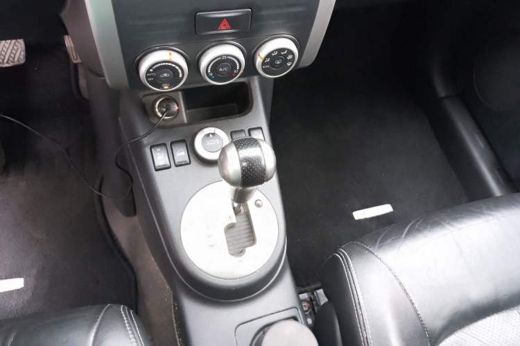 Used Nissan X-Trail 2008 2.5L XV CVT 4WD Gear Lever