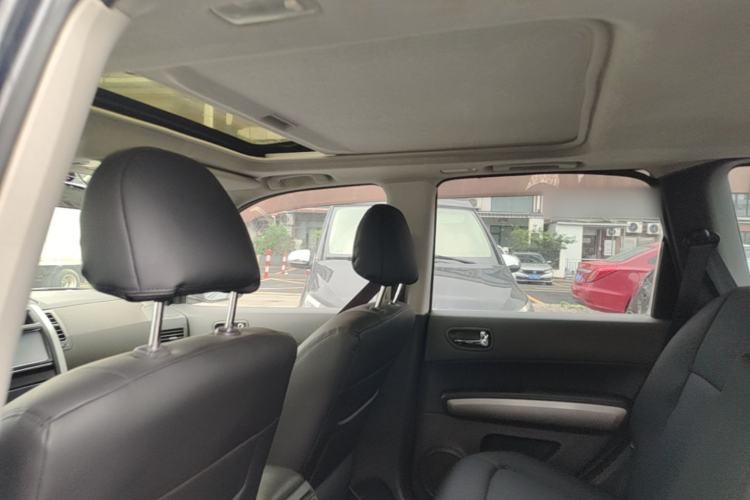 Used Nissan X-Trail 2008 2.0L XE CVT 4WD Headliner