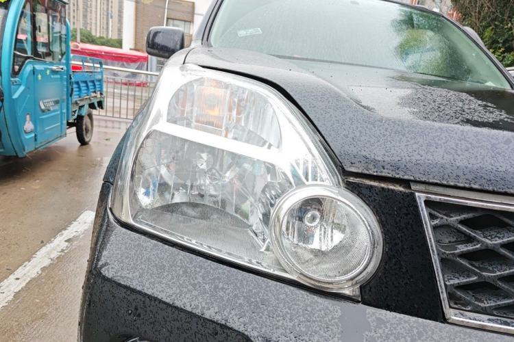 Used Nissan X-Trail 2008 2.5L XL CVT 4WD Right Front Headlight
