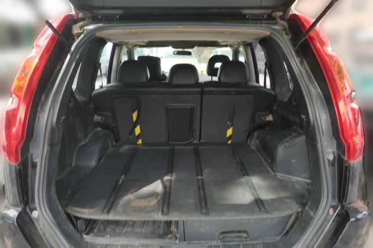 Used Nissan X-Trail 2008 2.5L XV CVT 4WD Trunk