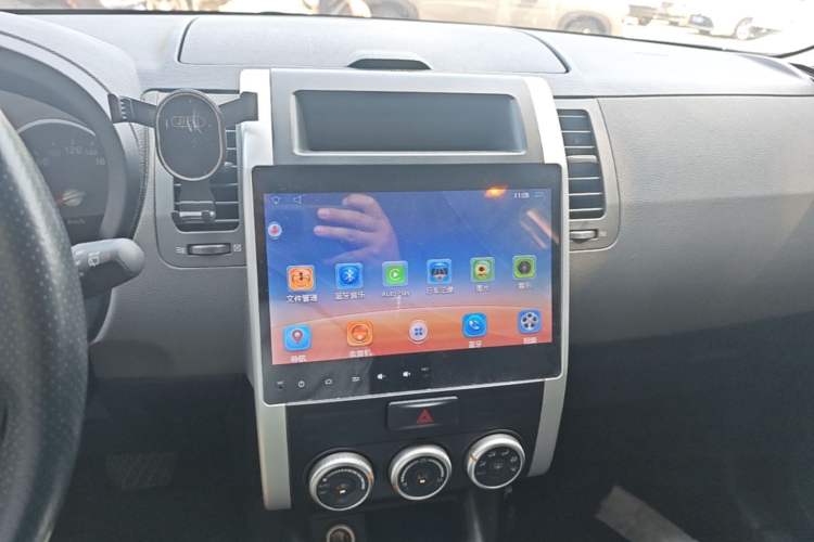 Used Nissan X-Trail 2008 2.5L XV CVT 4WD Audio And AC Panel