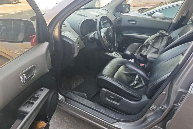 Used Nissan X-Trail 2008 2.5L XV CVT 4WD Driver Seat