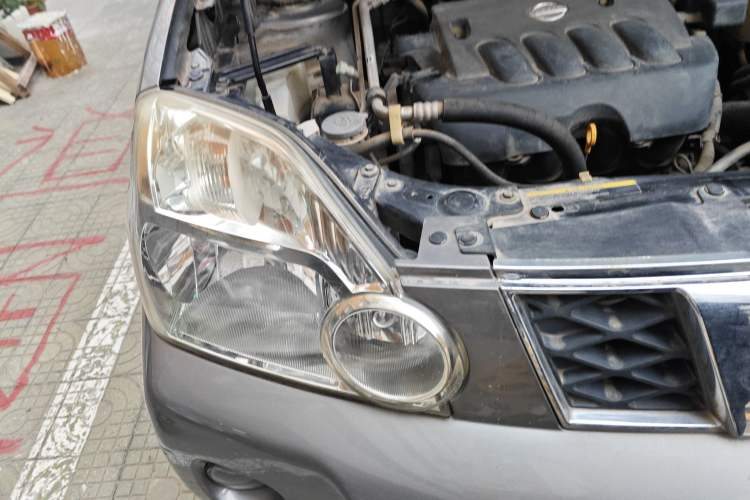 Used Nissan X-Trail 2008 2.0L XE CVT 4WD Right Front Headlight