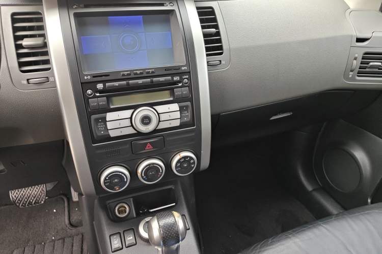 Used Nissan X-Trail 2008 2.5L XL CVT 4WD Audio And AC Panel