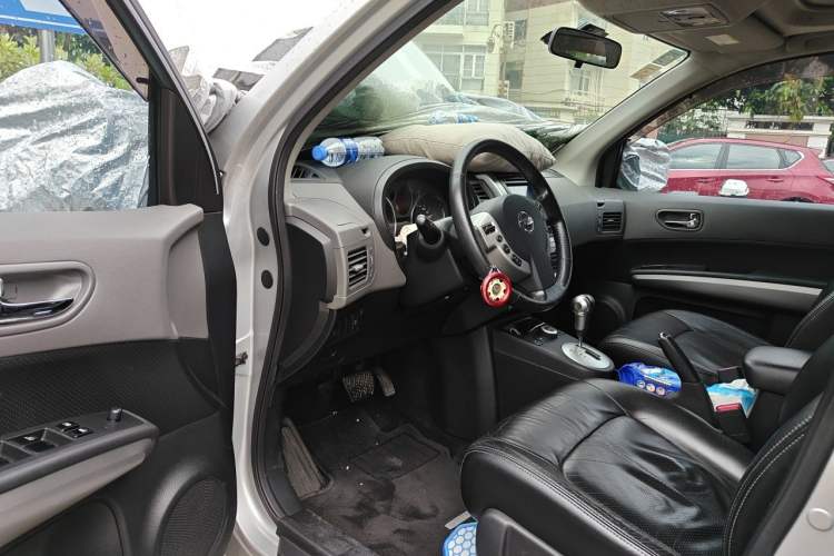 Used Nissan X-Trail 2008 2.5L XL CVT 4WD Driver Seat