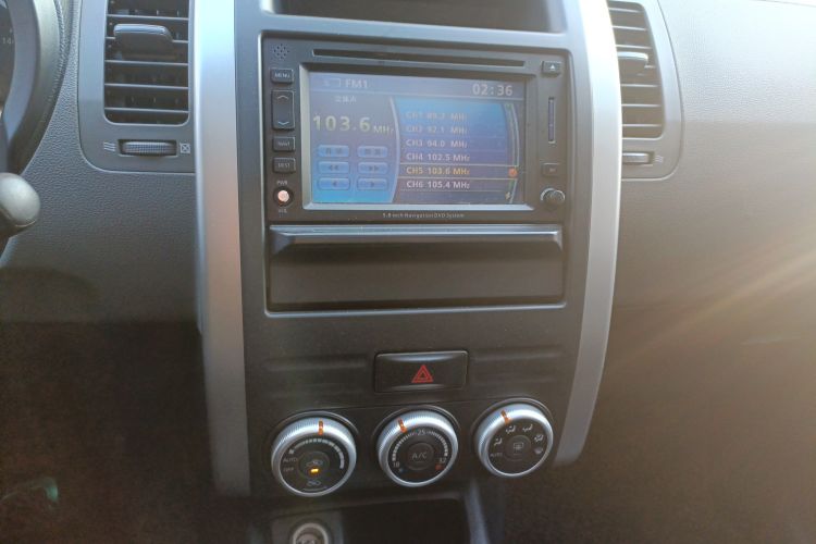 Used Nissan X-Trail 2008 2.5L XV CVT 4WD Audio And AC Panel