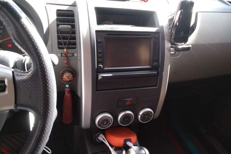 Used Nissan X-Trail 2008 2.5L XL CVT 4WD Audio And AC Panel