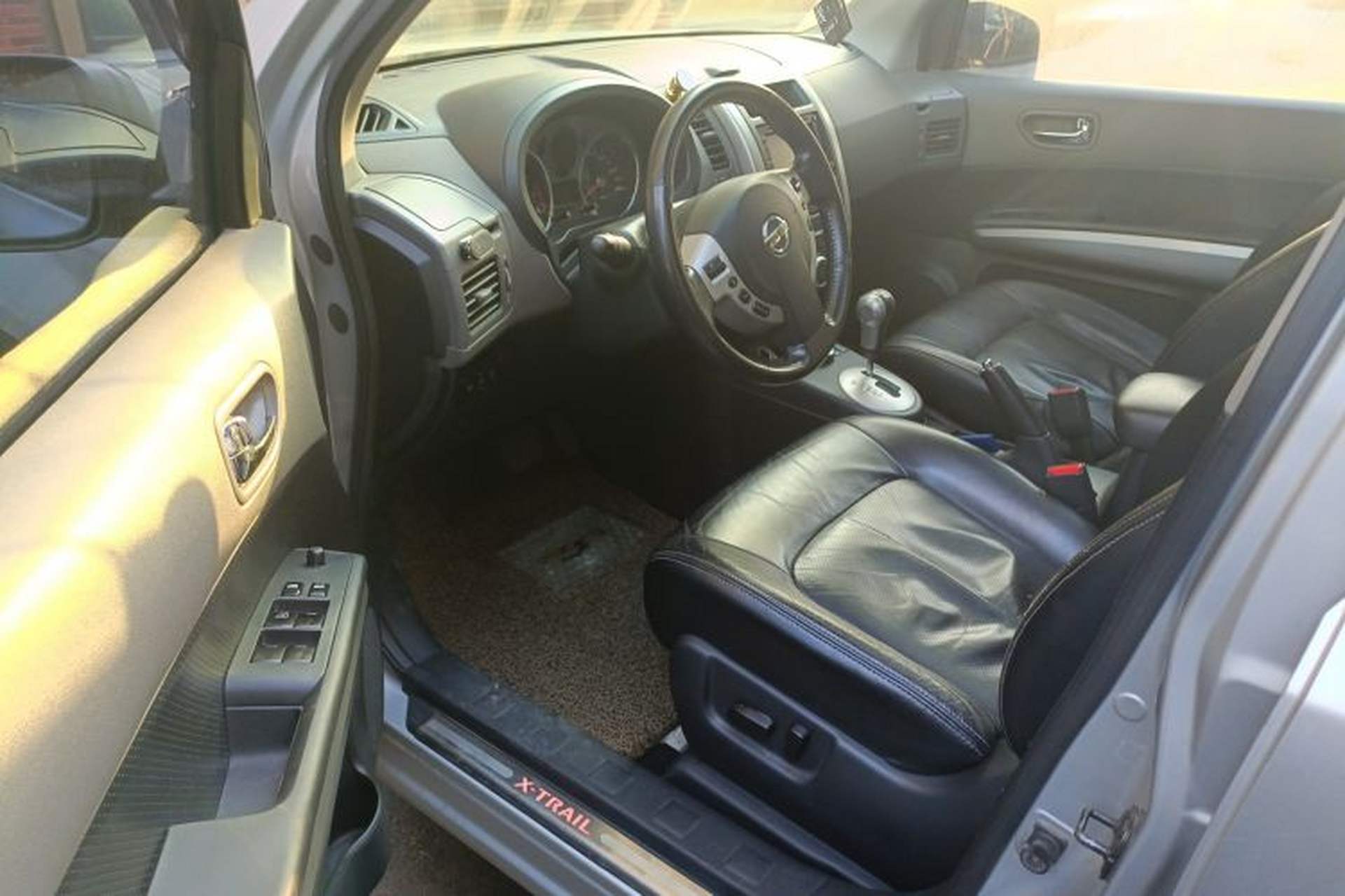 Used Nissan X-Trail 2008 2.5L XV CVT 4WD Driver Seat