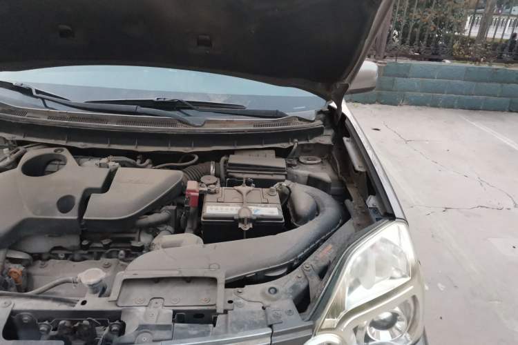 Used Nissan X-Trail 2008 2.5L XV CVT 4WD Engine Bay Left