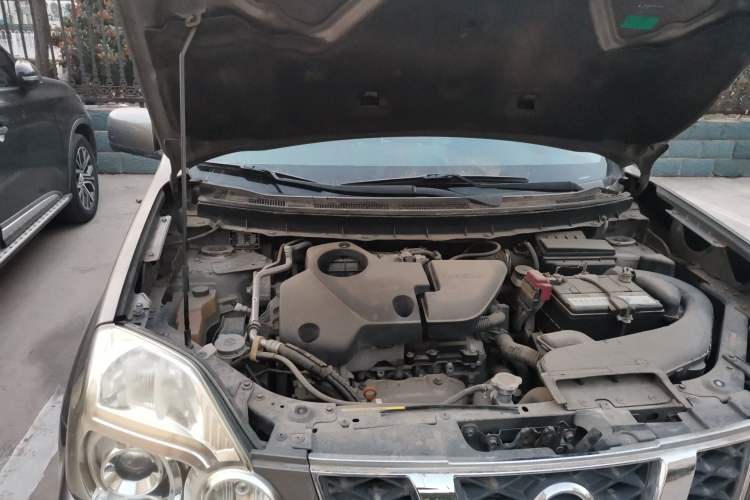 Used Nissan X-Trail 2008 2.5L XV CVT 4WD Engine Bay Right
