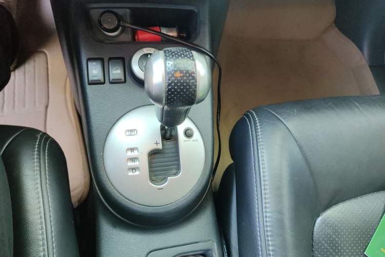 Used Nissan X-Trail 2008 2.5L XL CVT 4WD Gear Lever