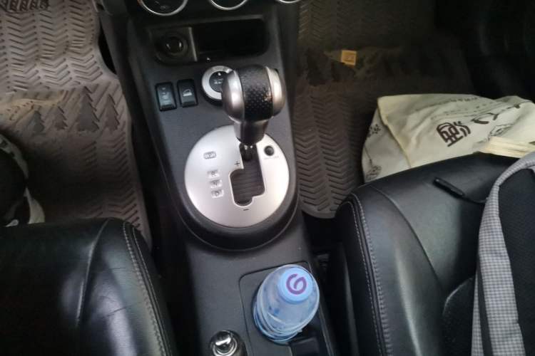 Used Nissan X-Trail 2008 2.5L XV CVT 4WD Gear Lever
