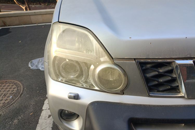 Used Nissan X-Trail 2008 2.5L XV CVT 4WD Right Front Headlight