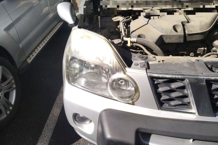 Used Nissan X-Trail 2008 2.5L XL CVT 4WD Right Front Headlight