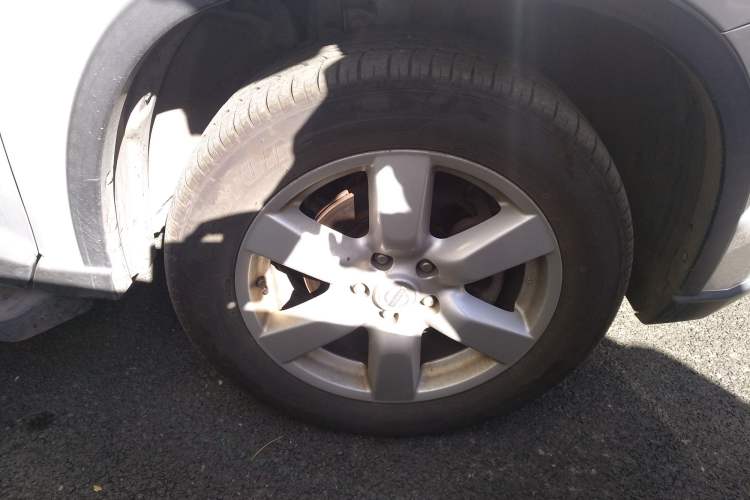 Used Nissan X-Trail 2008 2.5L XL CVT 4WD Right Front Wheel Hub