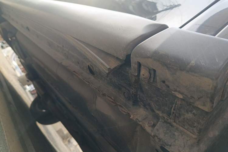 Used Nissan X-Trail 2010 2.5L CVT Luxury Edition 4WD Chassis Front Right