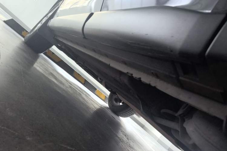 Used Nissan X-Trail 2010 2.5L CVT Luxury Edition 4WD Chassis Rear Left