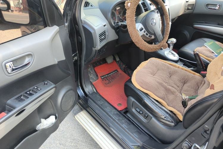 Used Nissan X-Trail 2010 2.5L CVT Luxury Edition 4WD Driver Seat
