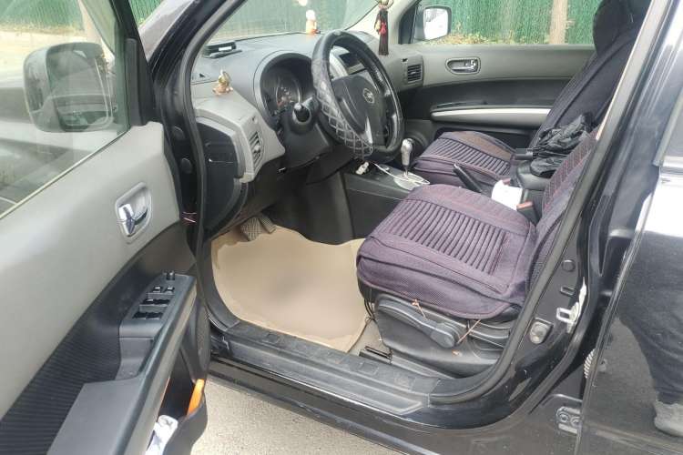 Used Nissan X-Trail 2010 2.0L CVT Comfort Edition 4WD Driver Seat