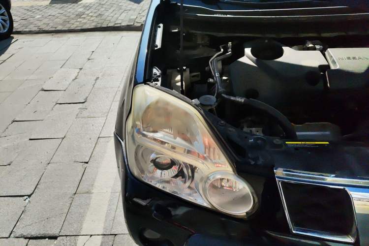 Used Nissan X-Trail 2010 2.5L CVT Flagship Edition 4WD Engine Bay Right