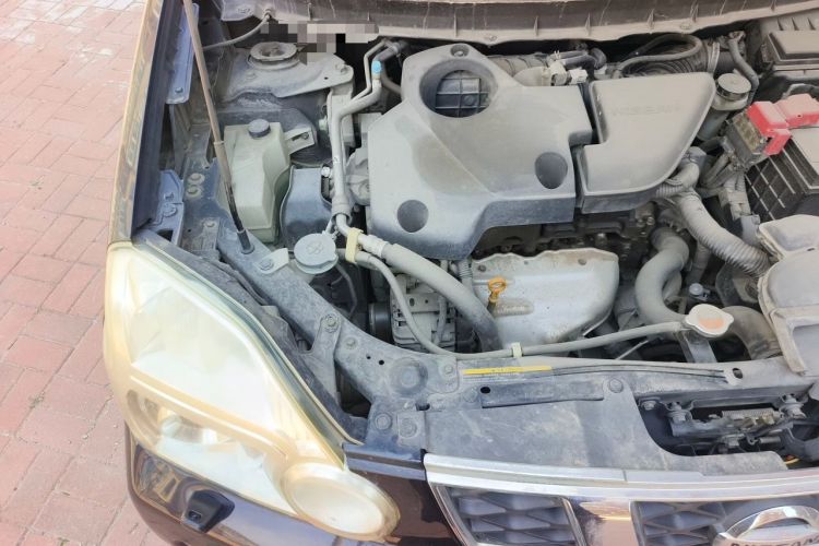 Used Nissan X-Trail 2010 2.5L CVT Flagship Edition 4WD Engine Bay Right
