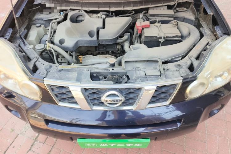 Used Nissan X-Trail 2010 2.5L CVT Flagship Edition 4WD Engine Bay