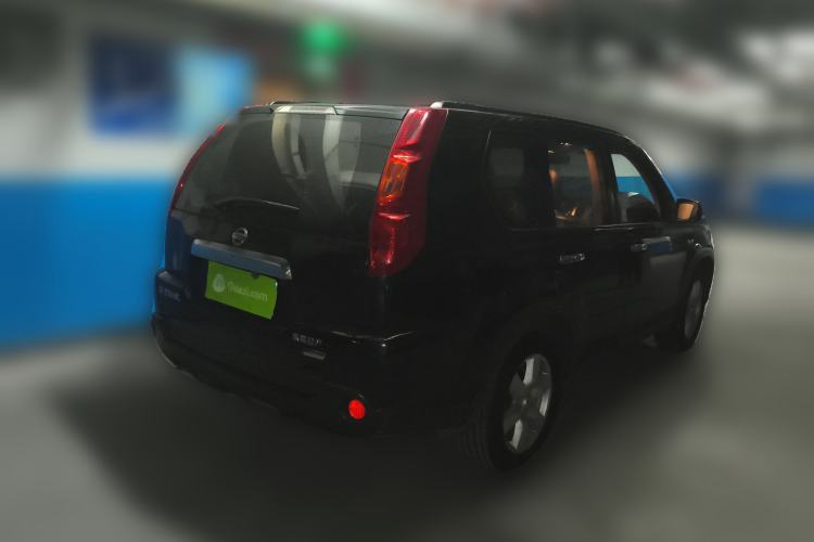 Used Nissan X-Trail 2010 2.5L CVT Luxury Edition 4WD Exterior 5