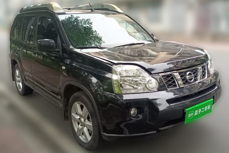 Used Nissan X-Trail 2010 2.5L CVT Luxury Edition 4WD Front Right 45 Deg