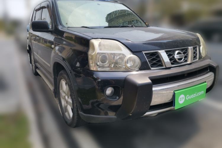 Used Nissan X-Trail 2010 2.5L CVT Luxury Edition 4WD Front Right 45 Deg