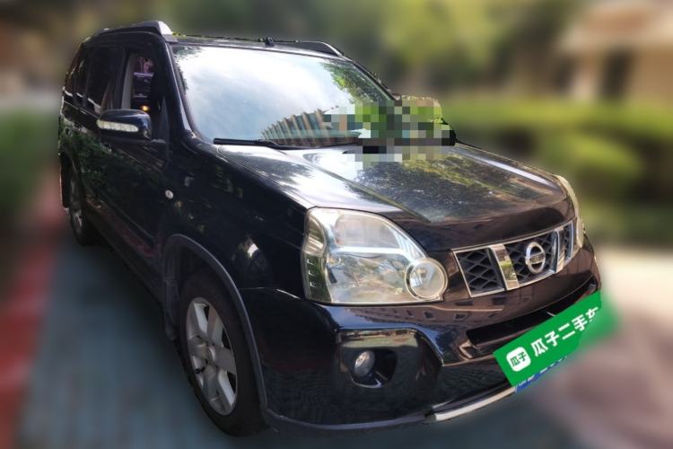 Used Nissan X-Trail 2010 2.5L CVT Luxury Edition 4WD Front Right 45 Deg