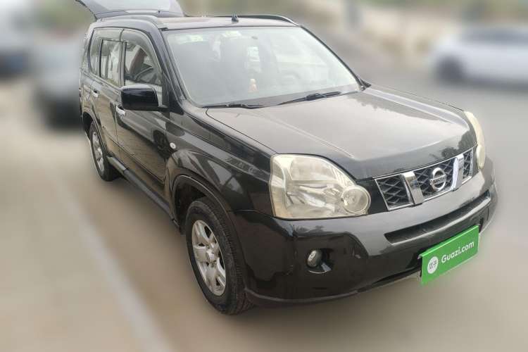 Used Nissan X-Trail 2010 2.0L CVT Comfort Edition 4WD Front Right 45 Deg