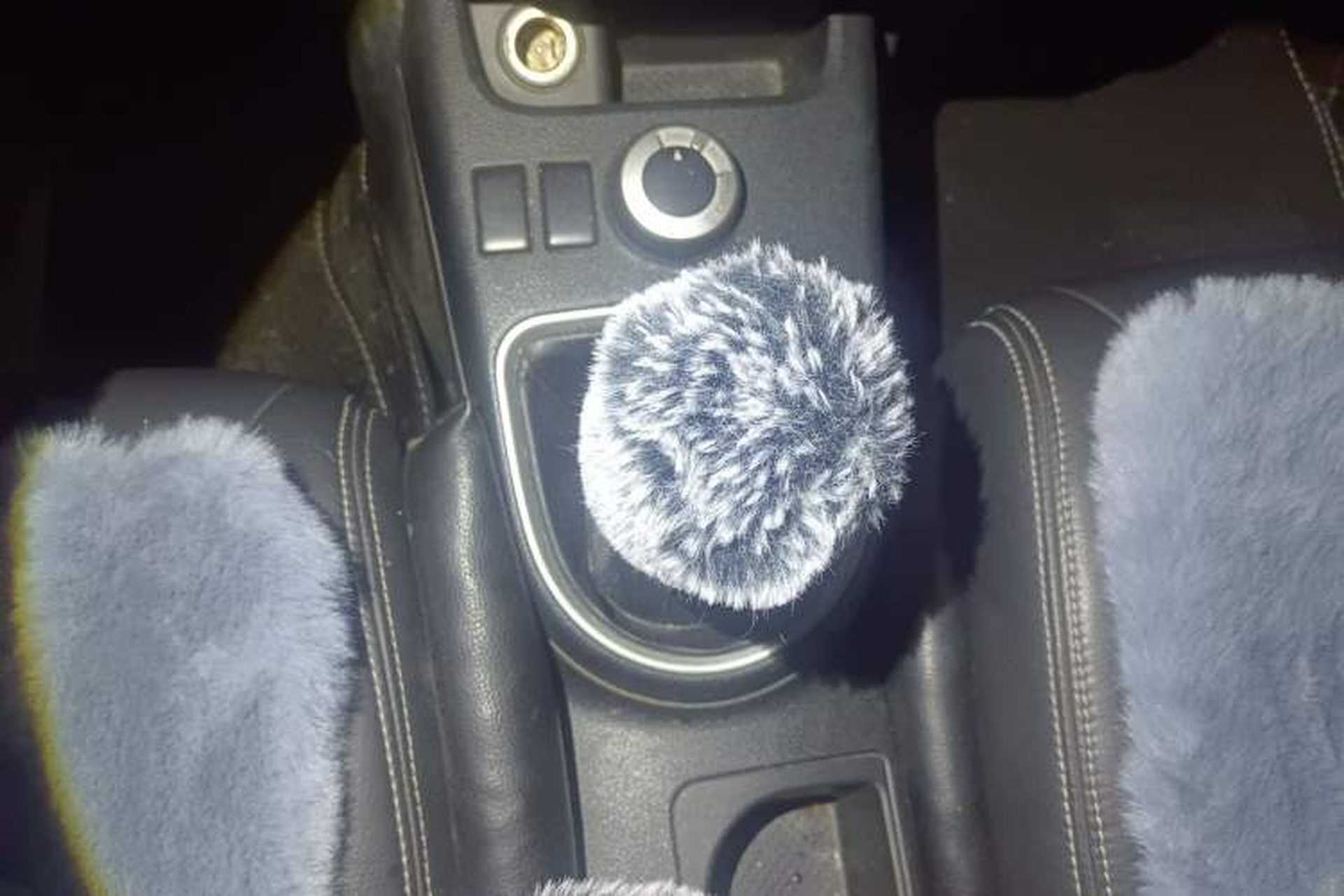 Used Nissan X-Trail 2010 2.0L Manual Comfort Edition 4WD Gear Lever