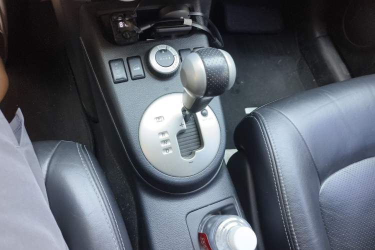 Used Nissan X-Trail 2010 2.5L CVT Flagship Edition 4WD Gear Lever