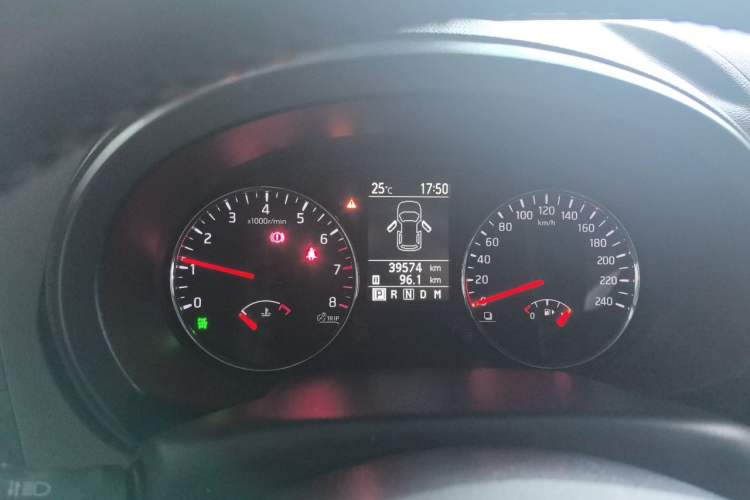 Used Nissan X-Trail 2010 2.5L CVT Luxury Edition 4WD Instrument Cluster