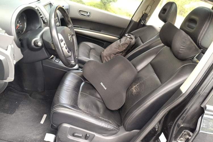 Used Nissan X-Trail 2010 2.5L CVT Luxury Edition 4WD Left Front Seat