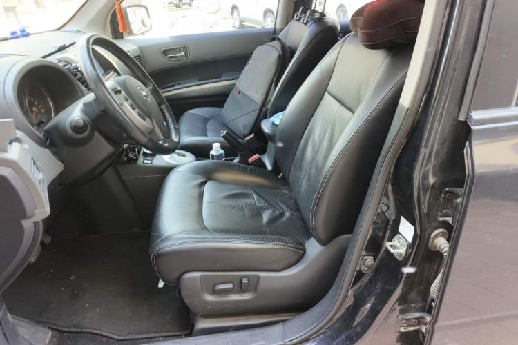 Used Nissan X-Trail 2010 2.5L CVT Flagship Edition 4WD Left Front Seat