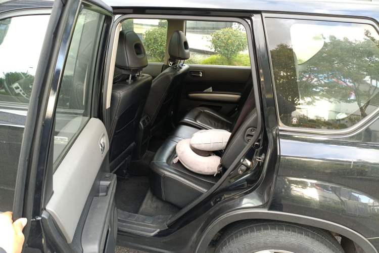 Used Nissan X-Trail 2010 2.5L CVT Luxury Edition 4WD Left Rear Seat