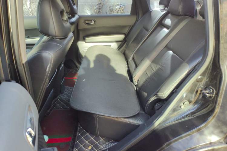 Used Nissan X-Trail 2010 2.5L CVT Ultimate Edition 4WD Left Rear Seat