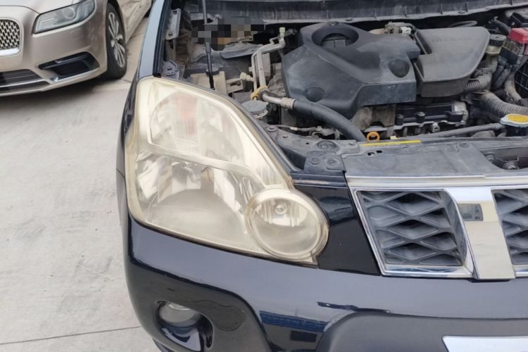 Used Nissan X-Trail 2010 2.5L CVT Luxury Edition 4WD Right Front Headlight