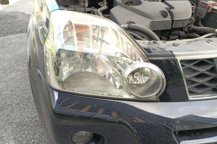 Used Nissan X-Trail 2010 2.5L CVT Luxury Edition 4WD Right Front Headlight