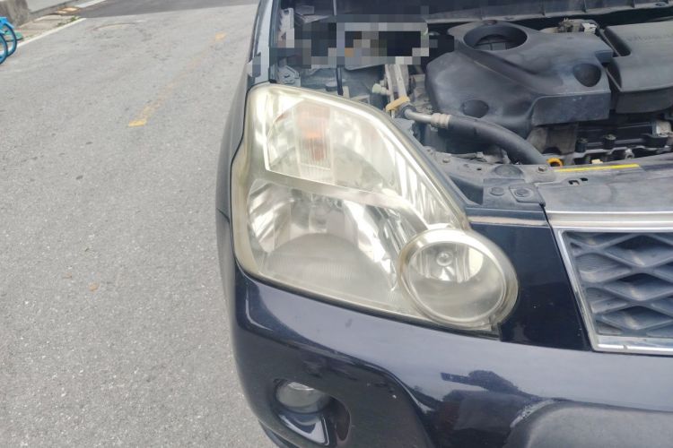 Used Nissan X-Trail 2010 2.5L CVT Luxury Edition 4WD Right Front Headlight